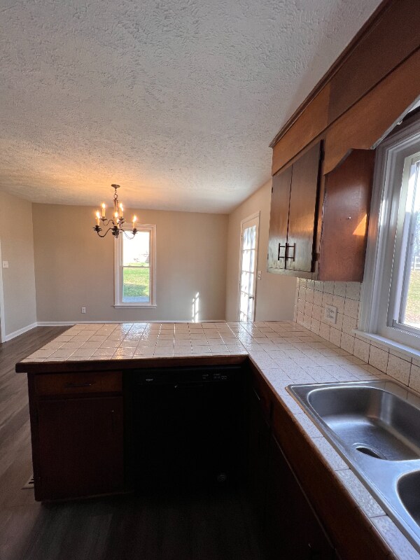 Building Photo - 234 Wildwood Dr