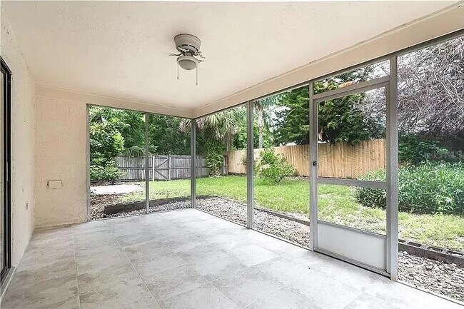 Building Photo - 7939 Glen Abbey Cir