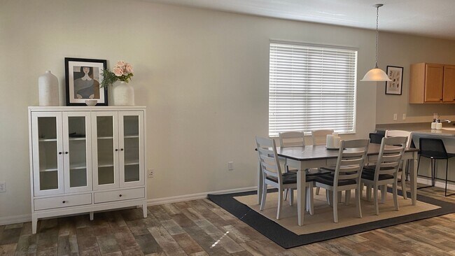 Building Photo - Prime Sarasota Seasonal Rental — Lakeside Mediterranean Gem