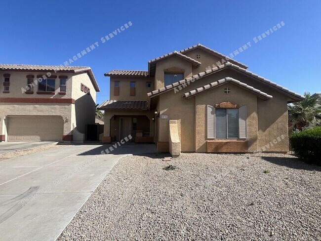 Building Photo - Spacious 3-Bedroom Plus Den in Prime Glend...