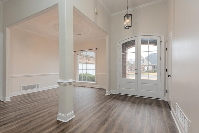 Building Photo - 2864 Summer Oaks Pl