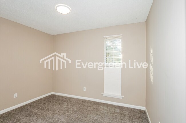 Building Photo - 5410 Cedar Bluff Dr