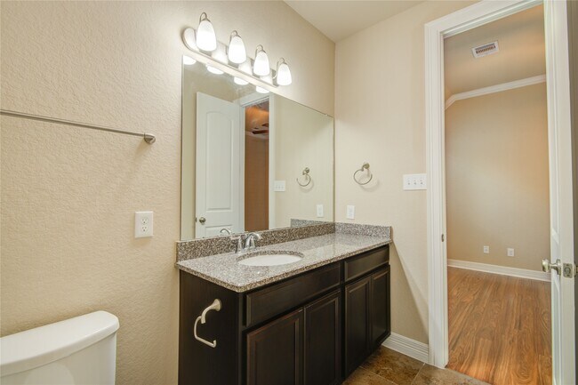 Building Photo - 4914 Ava Meadows Ln