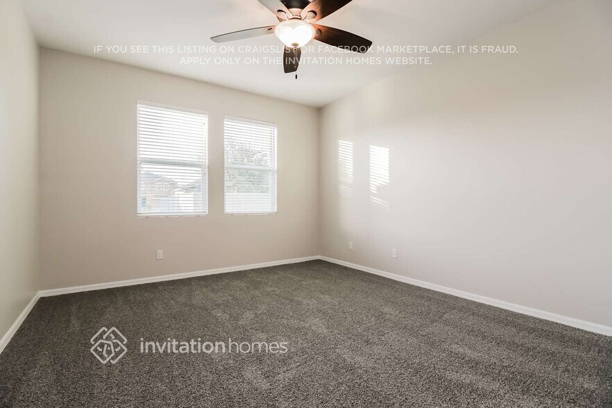 Building Photo - 3512 Rhapsody St