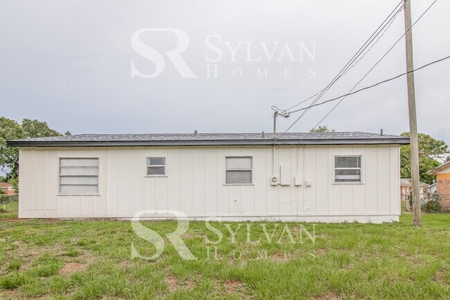 Building Photo - Life Just Got Better!