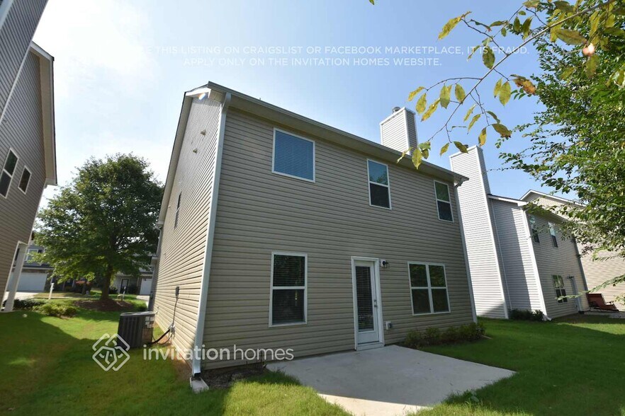 Building Photo - 26 Oakbrook Dr