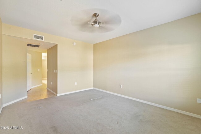 Building Photo - 33575 N Dove Lakes Dr