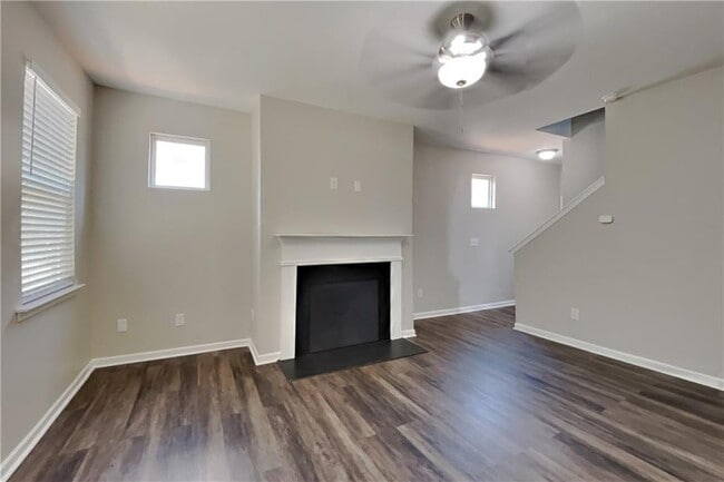 Building Photo - 843 Lobdale Falls Dr