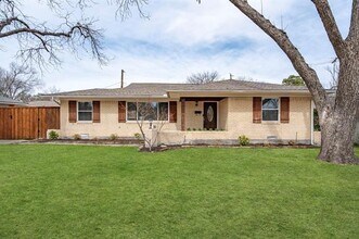 Building Photo - 10615 Larchfield Ln