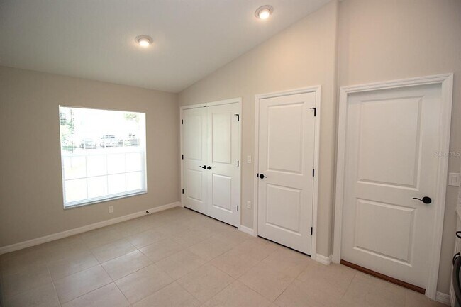 Building Photo - 117 Patric Dr