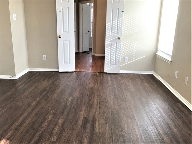 Building Photo - 3328 Creek Meadow Ln