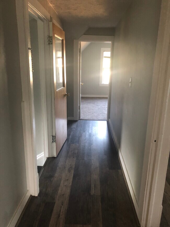 Building Photo - 2502 N Calispel St