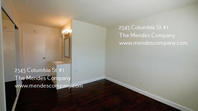 Building Photo - 2545 Columbia St