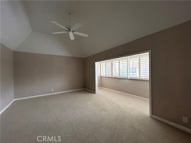 Building Photo - 12 Holly St