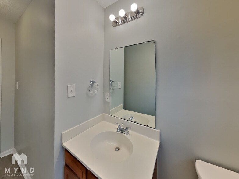 Building Photo - 3677 Wickersham Way