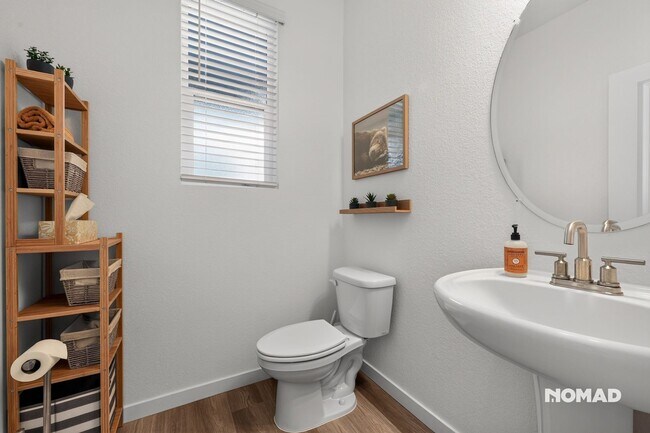 Building Photo - 9695 Browns Peak Cir