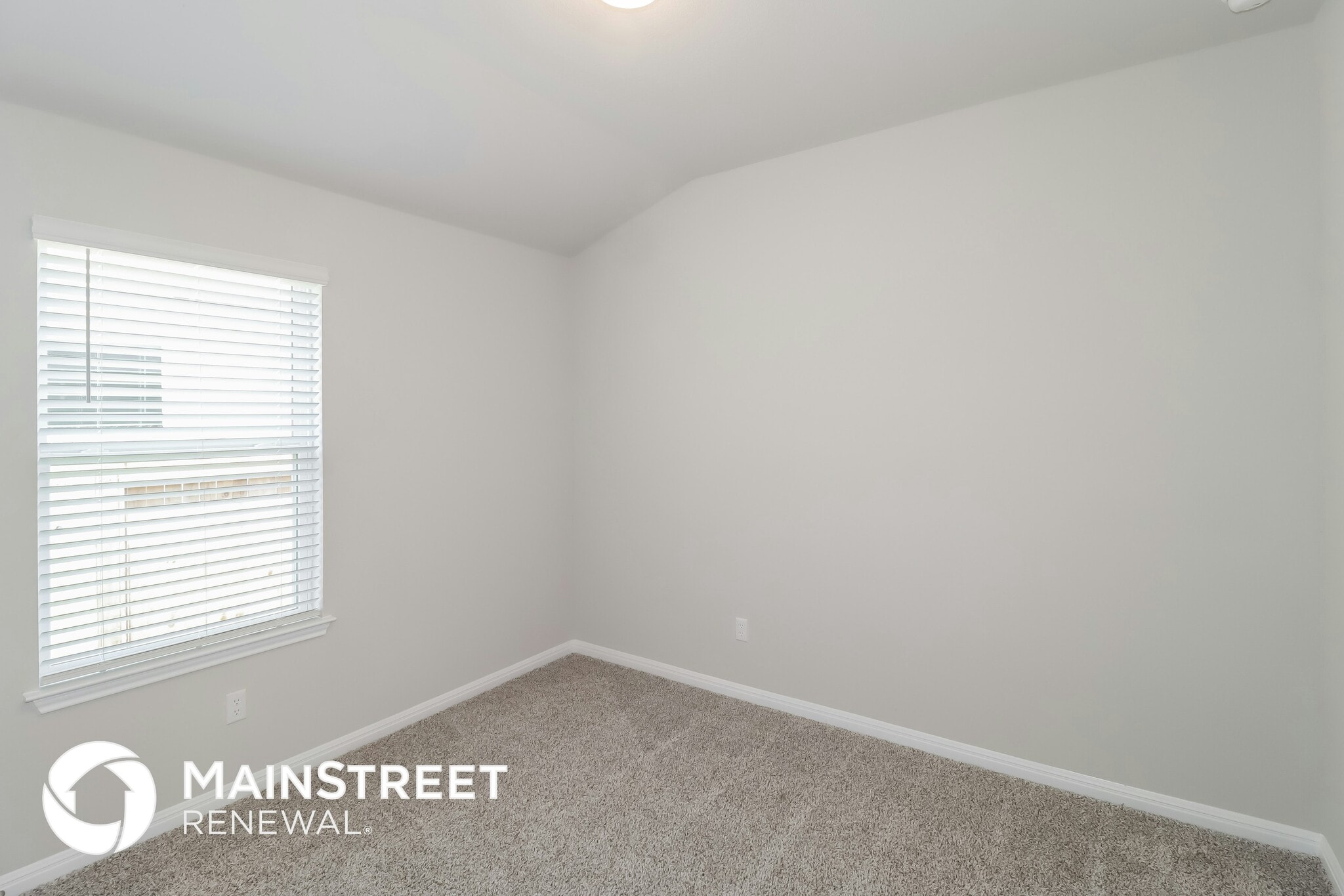 Building Photo - 327 Durango Downs Dr