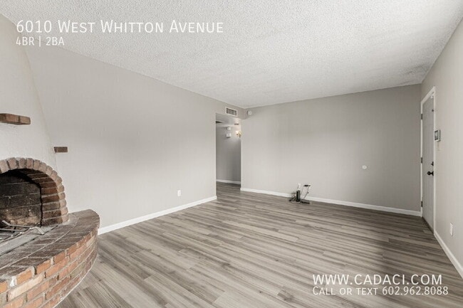 Building Photo - 6010 W Whitton Ave