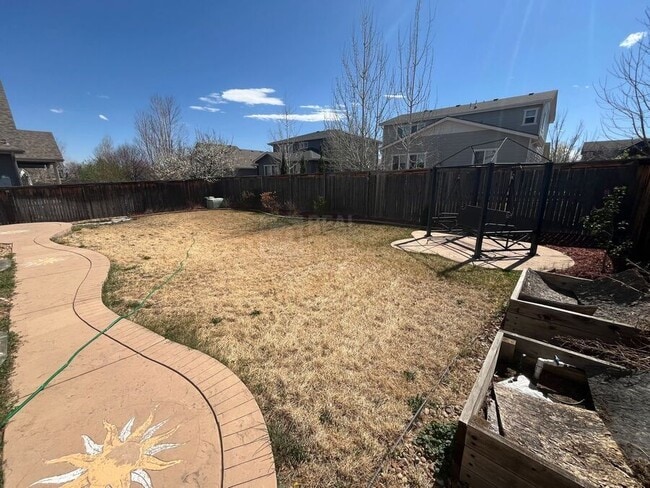 Building Photo - 325 Stone Creek Dr