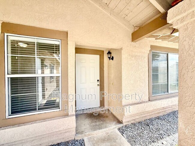 Building Photo - 24690 Rugby Ln