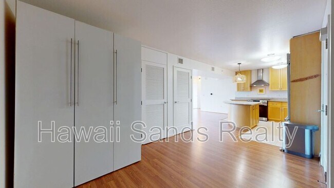 Building Photo - 1288 Kapiolani Blvd