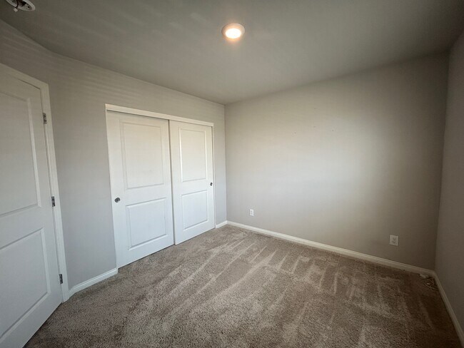 Building Photo - 9665 Spyglass Run Ave