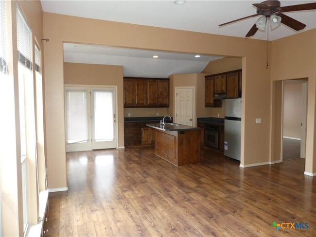 Building Photo - 234 Star Grass