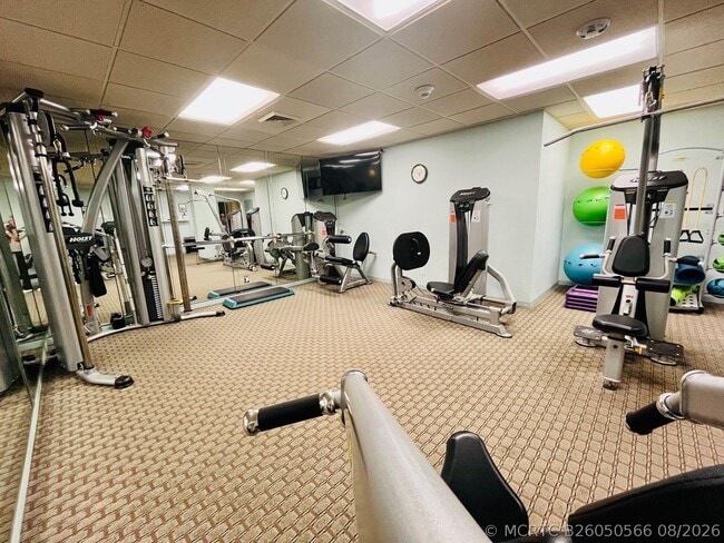 Building Photo - 5100 N Ocean Blvd