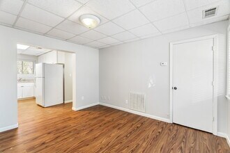 Building Photo - 2751 Jersey Ave