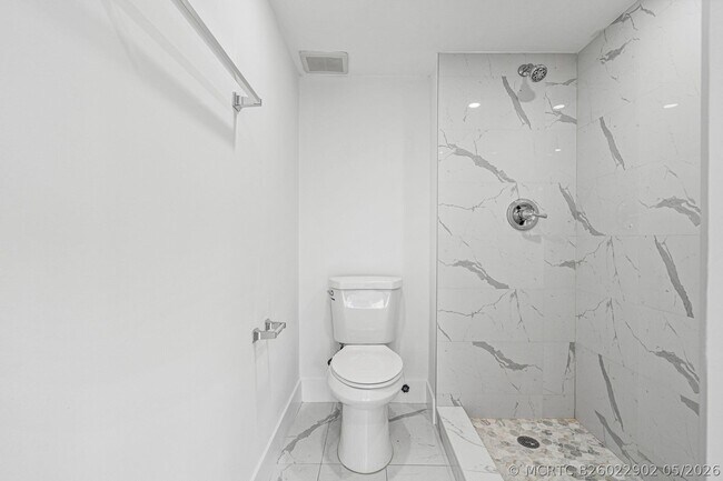 Building Photo - 9227 SW 87th Ave