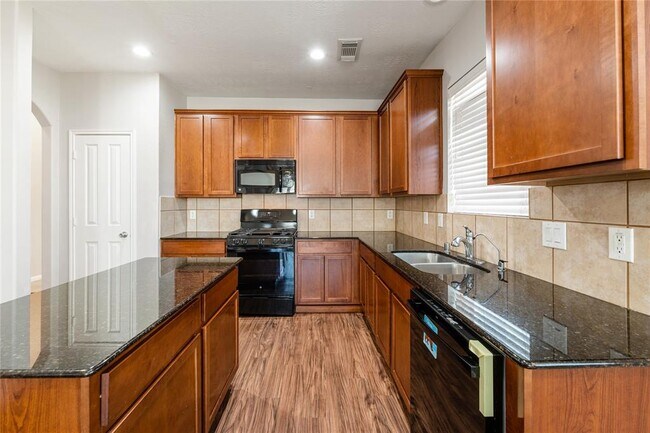 Building Photo - 6726 Wide Creek Dr