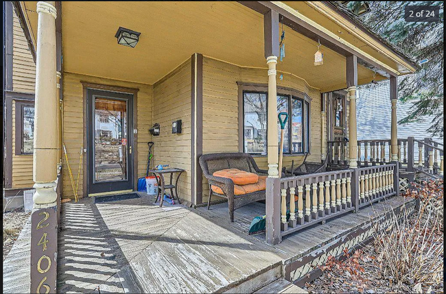 Front Porch - 2406 Lincoln St NE