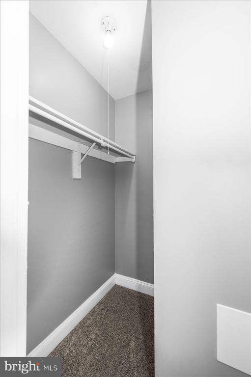 Building Photo - 6309 Arwen Ct