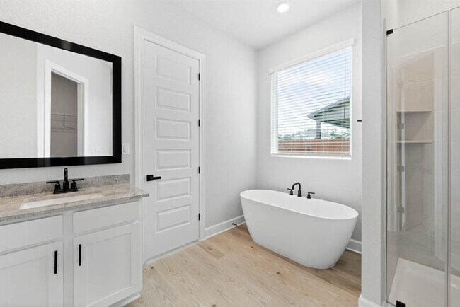 Building Photo - 106 Nandina Path