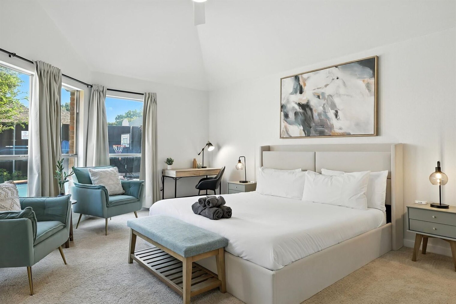 Building Photo - 11911 Rocky Point Dr