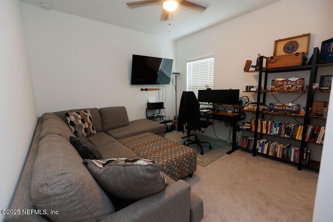 Building Photo - 9639 Gaynor Cir