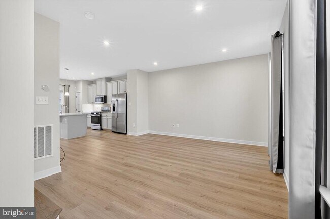 Building Photo - 150 Fletcher Cir