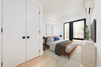 Building Photo - 60 W 125th St