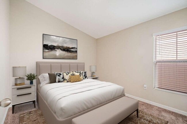 Building Photo - 1345 Derry Ave