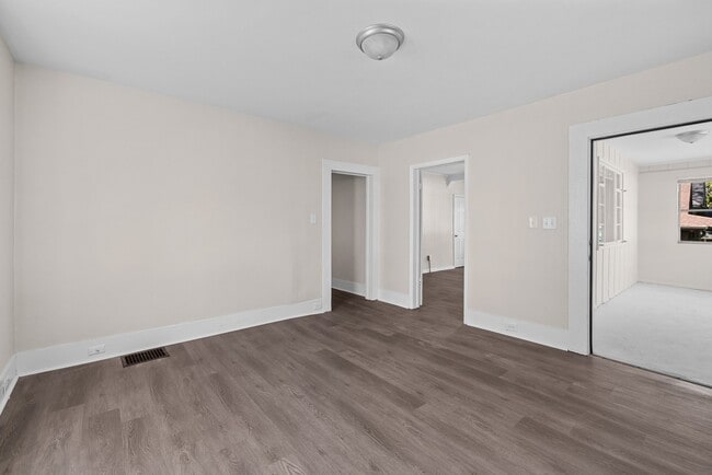 Building Photo - 2028 Avenue V