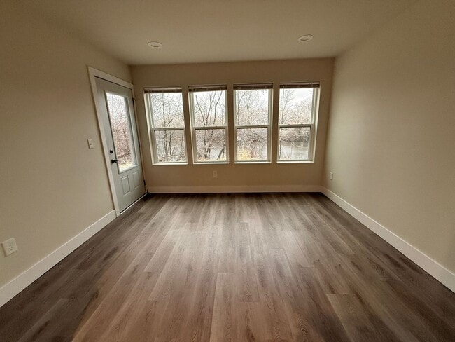 Building Photo - 6535 Anderton Ave