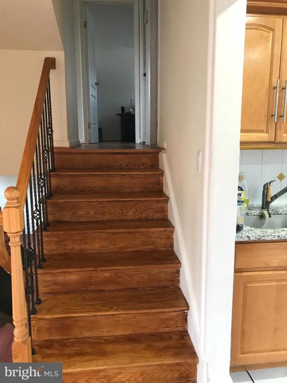 Building Photo - 4702 Eaton Pl