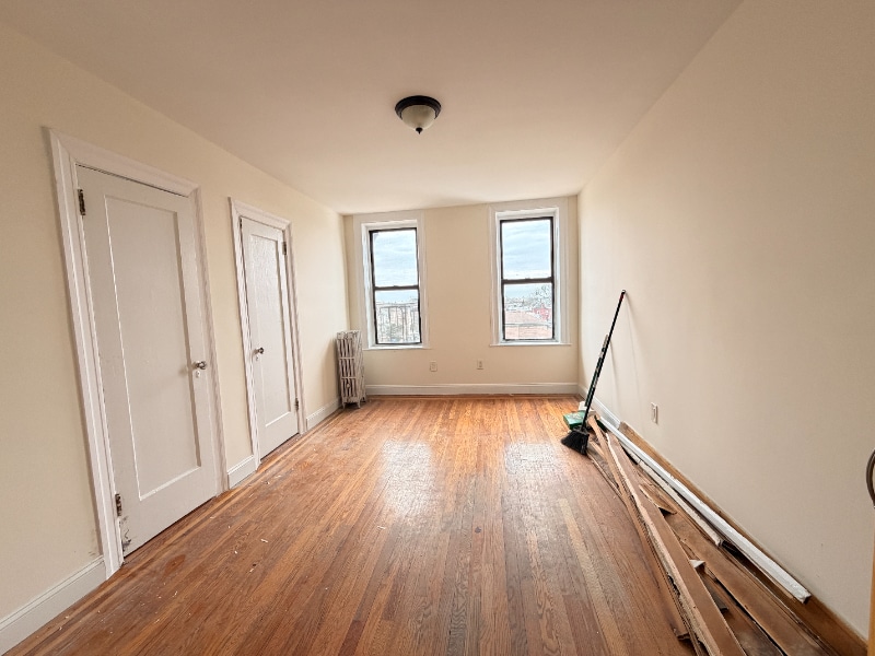 Building Photo - 1649 Edison Ave