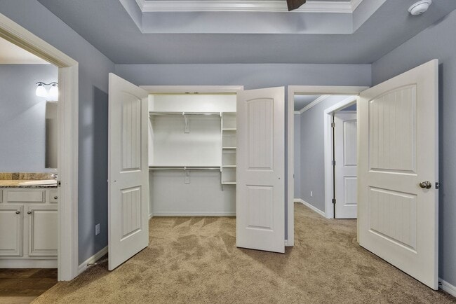 Building Photo - FREE 55” TV or 28” Blackstone! Plus $150 Amazon gift card! Beautiful 3 bed / 2.5 bath duplex with...