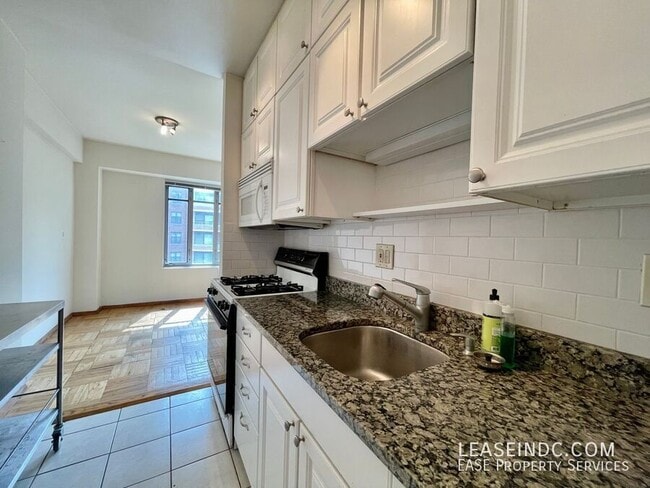 Building Photo - 1711 Massachusetts Ave NW