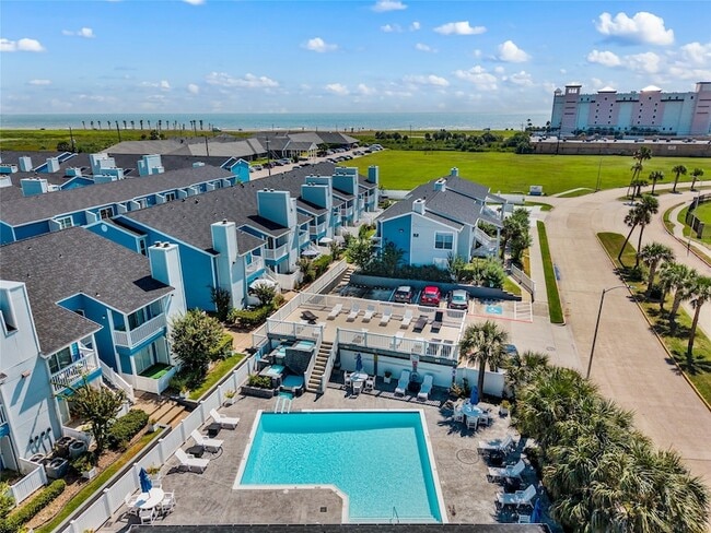 Building Photo - 3506 Cove View Blvd