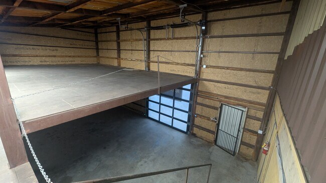 Building Photo - 2531 W Morton St