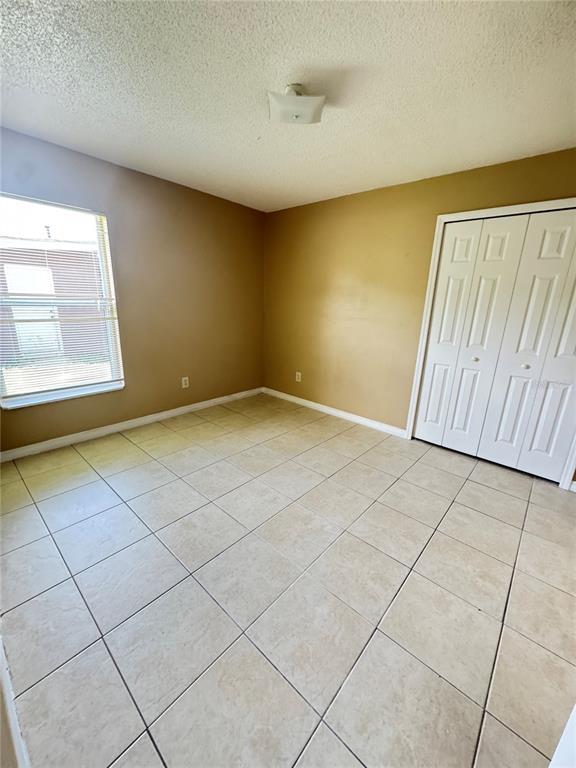 Building Photo - 318 Ronnie Cir