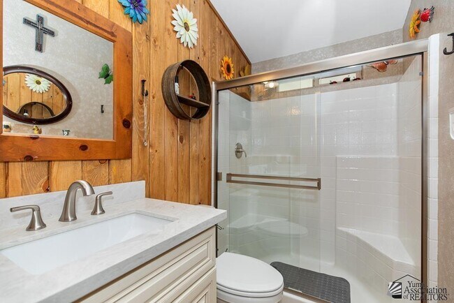 Building Photo - 5584 E 34th Pl