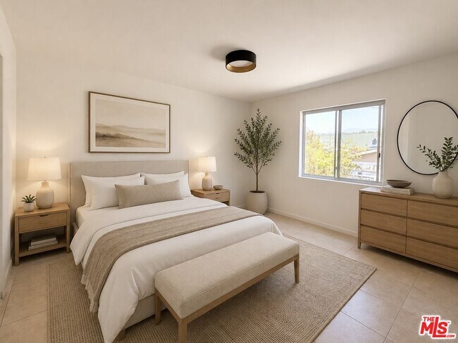 Building Photo - 1031 Coronado Ter